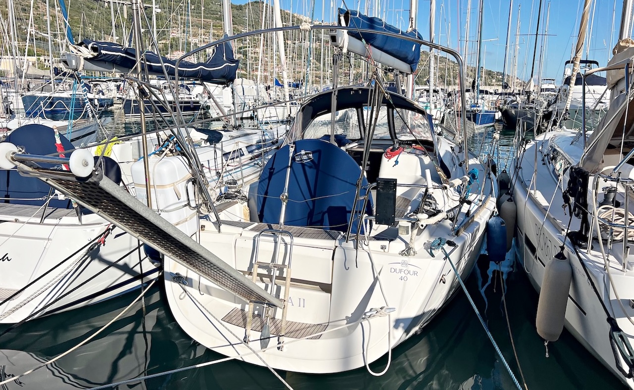 Dufour 40 Performance